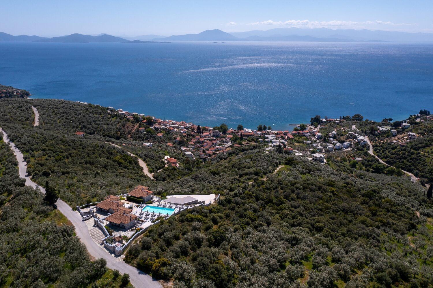Karavia Lux Inn Afissos Exterior photo